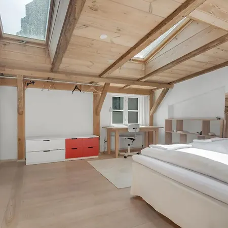 City Perfect For A Family Or Group! Apartment