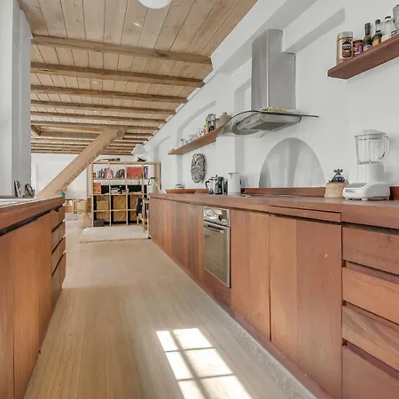 City Perfect For A Family Or Group!